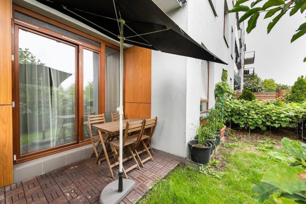 Luxury Garden Apartment Warsawa Bagian luar foto