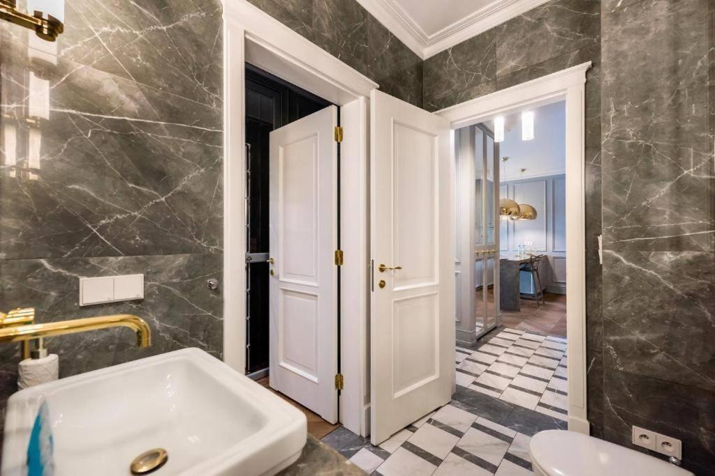Luxury Garden Apartment Warsawa Bagian luar foto