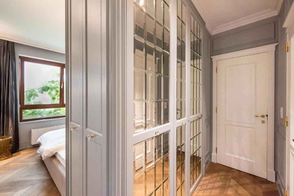 Luxury Garden Apartment Warsawa Bagian luar foto